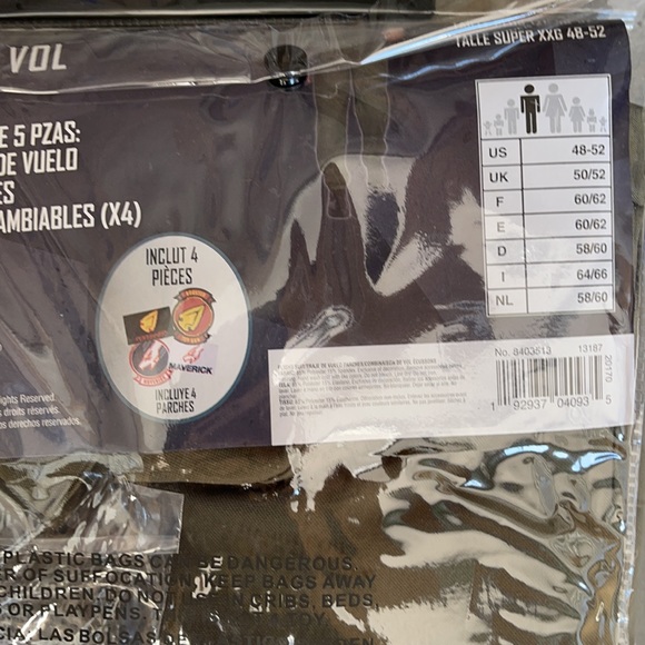 Top Gun 2: Maverick Adult Flight Suit! New! - Picture 8 of 9